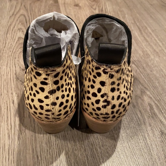 Dolce Vita Sonni Booties Cow Hide Animal Print Leopard Fall Shoes Chic Stylish - Picture 7 of 10